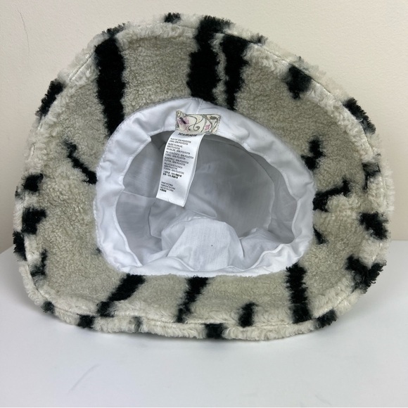 Free People Shaggy Sherpa Stripe Bucket Hat Ivory & Black One Size main image 6